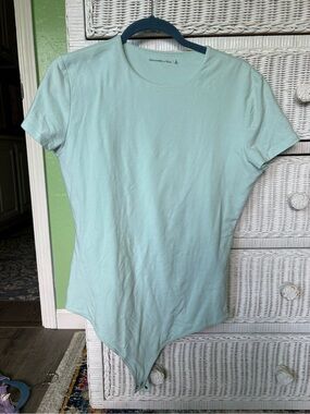Abercrombie & Fitch Light Turquoise Short Sleeve Stretch Bodysuit